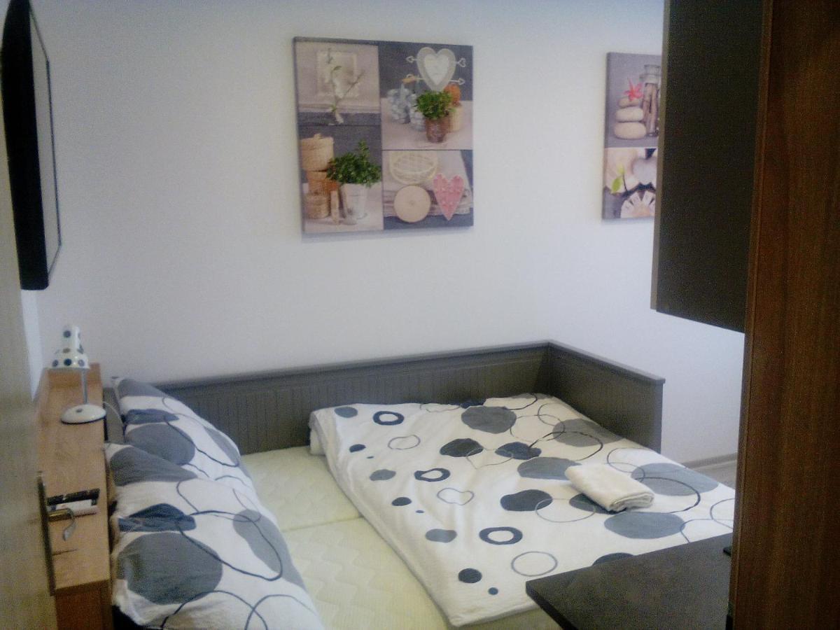 Oaza Apartment Vacenovice Exterior photo